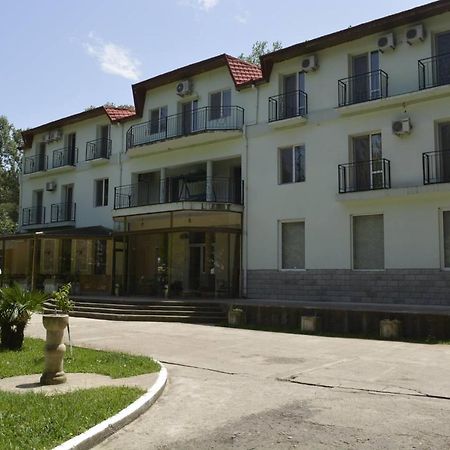 Imeri Park Hotel Kutaisi Exterior foto